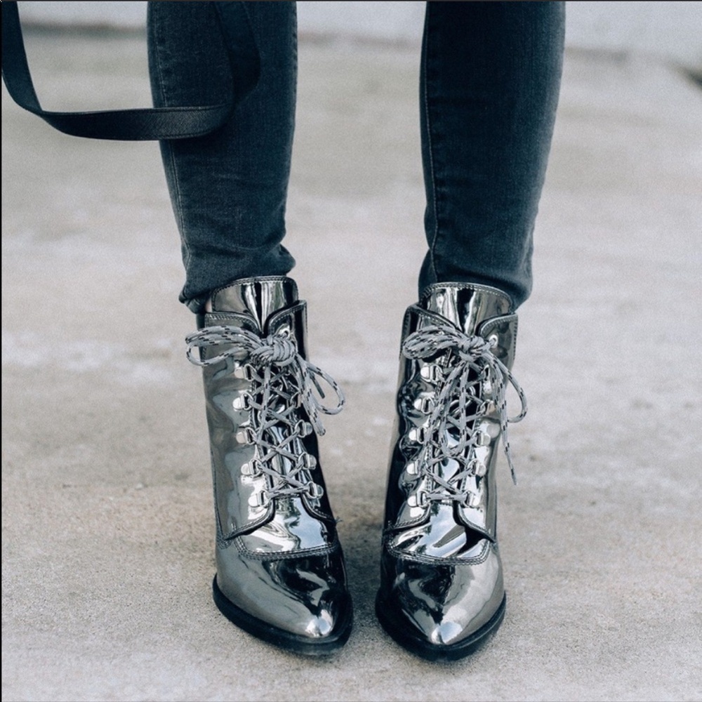 Stuart Weitzman special edition Gigi boot